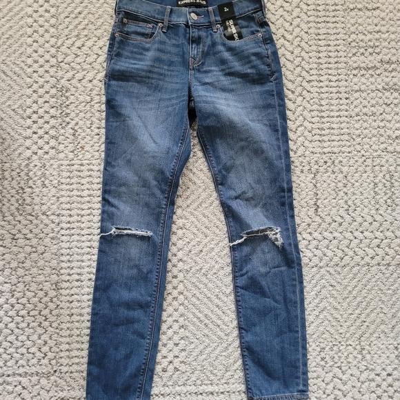 EXPRESS SKINNY DISTRESSED JEANS 2 and 4 - Picture 6 of 9